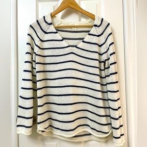 Classic H&M Knit V-Neck Breton Sweater with Rolled Cuffs and Round Hem